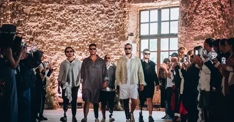 Протез як частина стилю: SIDLETSKIY показав адаптивну колекцію на Ukrainian Fashion Week