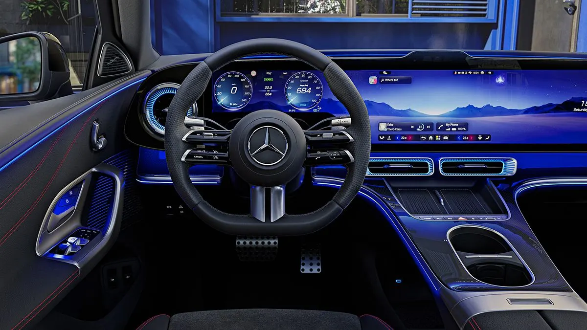 Mercedes-Benz повертає фізичні кнопки, але не відмовляється від екранів