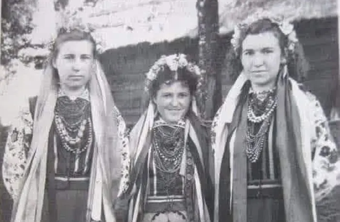 Красуні з Волині: фото 1954 року з'явилося в мережі