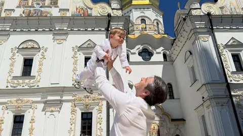 Сергій Притула показав рідкісне фото сина Марка з нагоди його першого дня народж
