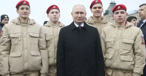 Вибори до Держдуми РФ: Путін пов'язав голосування з підтримкою війни