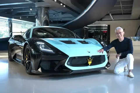 Maserati випустила унікальний суперкар GT2 Stradale на честь MC12