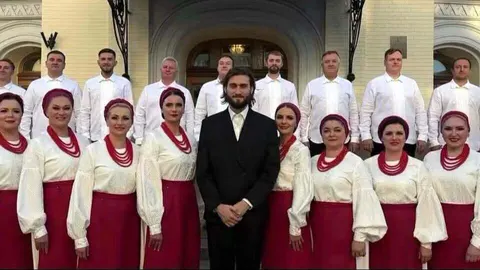 Нові костюми хору Верьовки: суперечки експертів і традиції