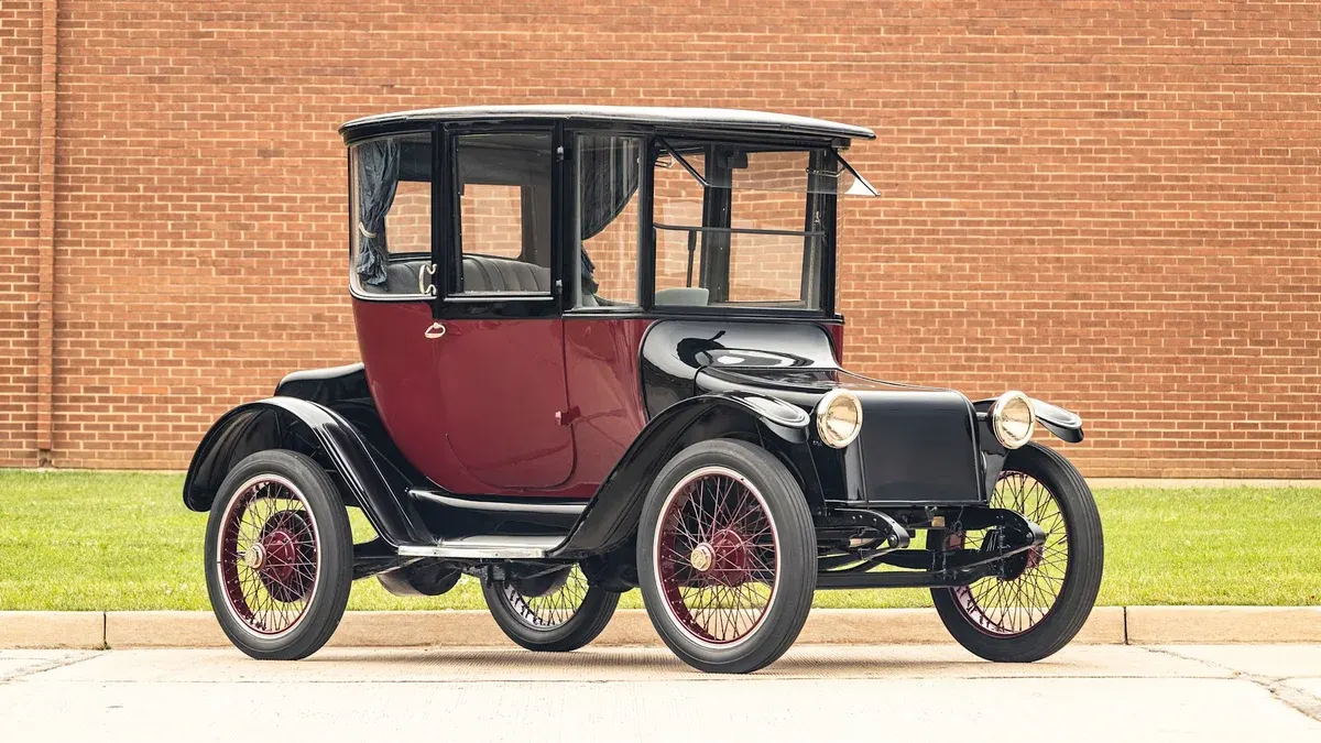 Електрокар 1918 року: запас ходу більший, ніж у Nissan Leaf
