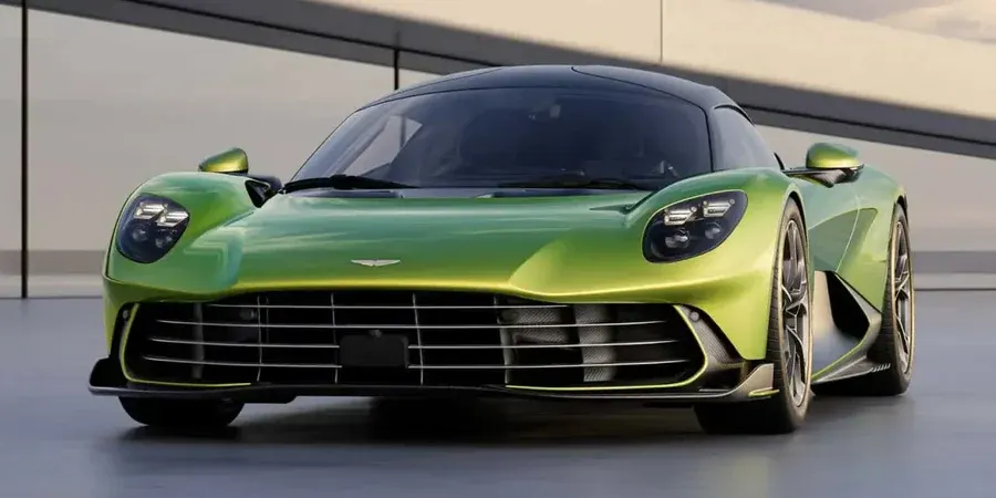 Aston Martin Valhalla Spider: що відомо про гіперкар із відкритим верхом