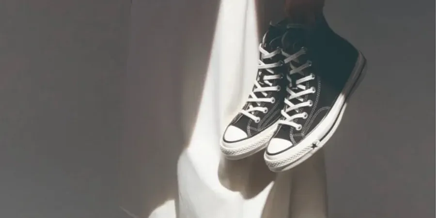 Converse видалив рекламу з Каріною через скандал із символікою Ку-клукс-клану