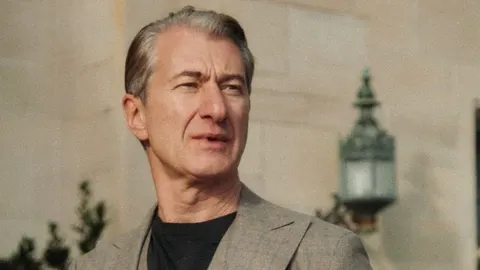 Юрій Нікітін уперше за 10 років показав сестру та захистив її від хейту