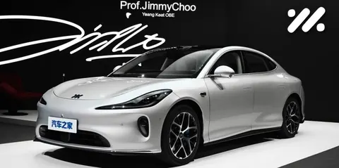 IM L6 від Jimmy Choo: лімітована версія електромобіля