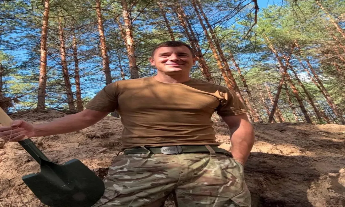 Вадим Олійник опублікував і видалив фото у військовій формі: що відомо