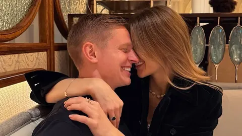Влада Седан показала архівні фото і привітала Зінченка з річницею весілля