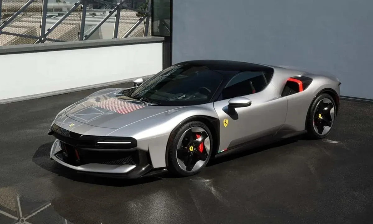 Ferrari представила унікальний суперкар CZ26, створений в єдиному екземплярі