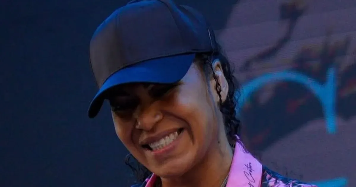Гайтана показала рідкісне фото з 9-річною донькою на пляжі